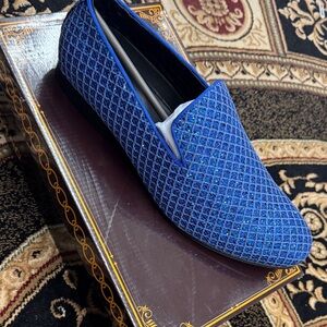Elegant Blue Textured Loafers for Men